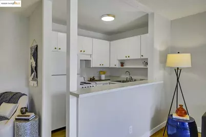 3 Admiral Dr #F370, Emeryville, CA 94608 - Photo 13