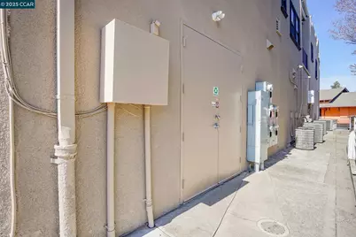 411 Ferry St, Martinez, CA 94553 - Photo 21