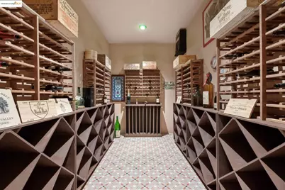 5 Woodside Way, Oakland, CA 94611 - Photo 51