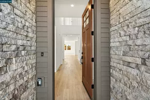 2298 Vandeleur Dr, Napa, CA 94558 - Photo 3