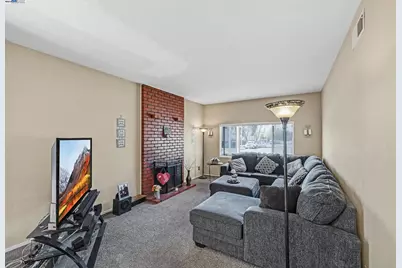 30236 Vanderbilt St, Hayward, CA 94544 - Photo 9