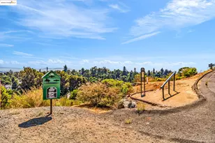 6063 Old Quarry Loop, Oakland, CA 94605 - Photo 31