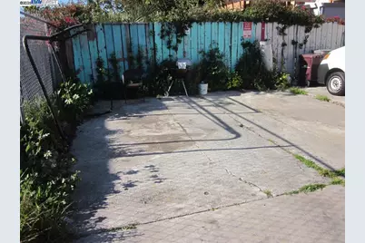9639 International Blvd, Oakland, CA 94603 - Photo 13