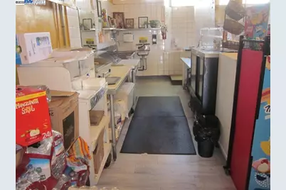 9639 International Blvd, Oakland, CA 94603 - Photo 5