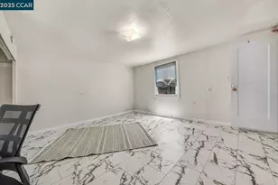 9305 Burr St, Oakland, CA 94605 - Photo 25