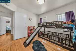 9305 Burr St, Oakland, CA 94605 - Photo 23