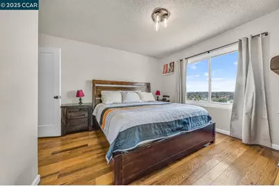 9305 Burr St, Oakland, CA 94605 - Photo 21