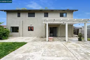 8715 Eastwood Ct, Stockton, CA 95209 - Photo 25