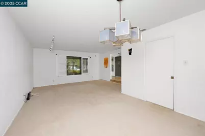 8715 Eastwood Ct, Stockton, CA 95209 - Photo 5