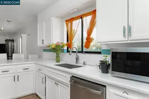 8715 Eastwood Ct, Stockton, CA 95209 - Photo 11