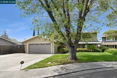 8715 Eastwood Ct, Stockton, CA 95209 - Photo 3