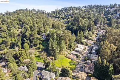 6658 Shepherd Canyon, Oakland, CA 94611 - Photo 13