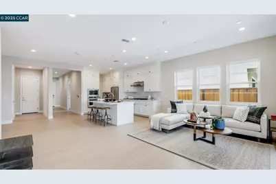 2818 Stampede Lane, Tracy, CA 95377 - Photo 3