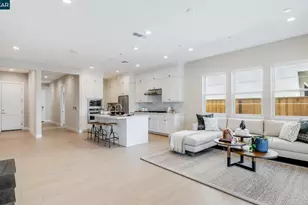 2818 Stampede Ln, Tracy, CA 95377 - Photo 3