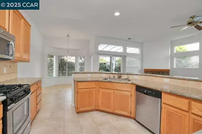 97 Scarlet Way, Brentwood, CA 94513 - Photo 17