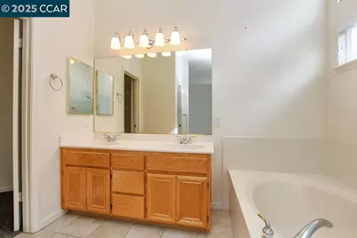 97 Scarlet Way, Brentwood, CA 94513 - Photo 25