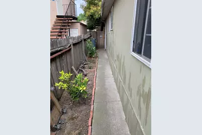 9656 D St, Oakland, CA 94603 - Photo 7