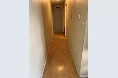 9656 D St, Oakland, CA 94603 - Photo 5