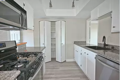 19100 Crest Ave #23, Castro Valley, CA 94546 - Photo 9