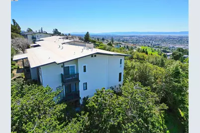 19100 Crest Ave #23, Castro Valley, CA 94546 - Photo 25