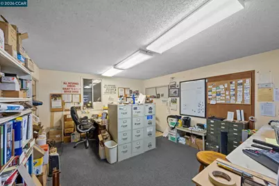 8401 Baldwin St, Oakland, CA 94621 - Photo 31