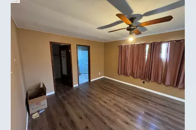 1953 102nd Ave, Oakland, CA 94603 - Photo 25