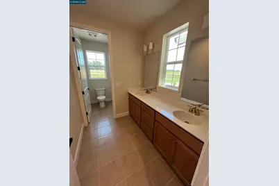 2726 Moonflower Street, West Sacramento, CA 95691 - Photo 13