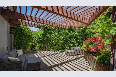11 Oak Tree Court, San Rafael, CA 94903 - Photo 43