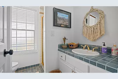 11 Oak Tree Court, San Rafael, CA 94903 - Photo 23