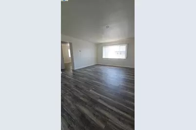 7448 Lockwood St, Oakland, CA 94621 - Photo 7