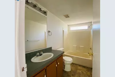 7705 Orford Rd, Stockton, CA 95215 - Photo 33