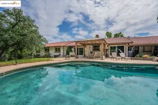 15086 Vista Knolls, Redding, CA 96001 - Photo 7