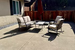 124 Fuschia Ct, Martinez, CA 94553 - Photo 3