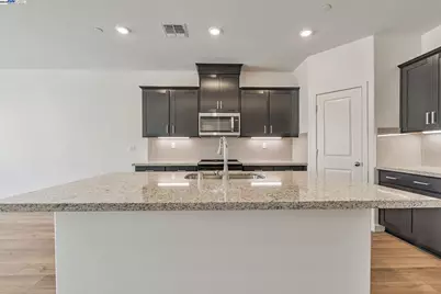 359 Astilbe Street, Discovery Bay, CA 94505 - Photo 3