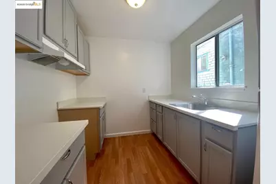 3044 Capp St, Oakland, CA 94602 - Photo 9