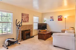 33010 Lake Mead Dr, Fremont, CA 94555 - Photo 3