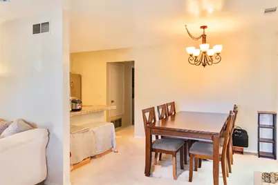 33010 Lake Mead Dr, Fremont, CA 94555 - Photo 13