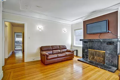 5378 Broadway, Oakland, CA 94618 - Photo 1