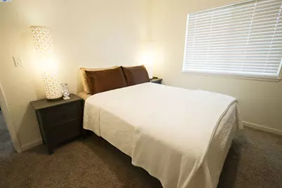 480 Cherry Ln #E, Manteca, CA 95337 - Photo 5