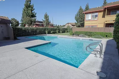 480 Cherry Ln #E, Manteca, CA 95337 - Photo 9