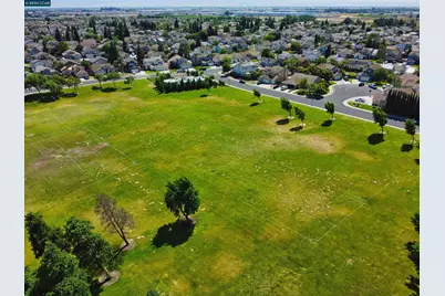 2035 Pasado Avenue, Manteca, CA 95336 - Photo 59