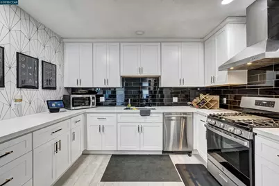 1324 104th Ave, Oakland, CA 94603 - Photo 19