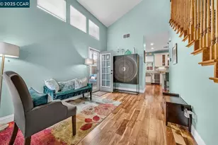 22 Village Square Pl, Pleasant Hill, CA 94523 - Photo 5