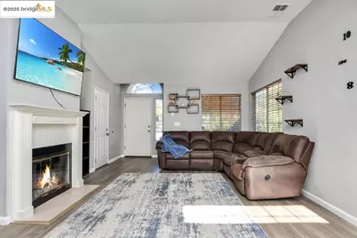 4866 Vinewood Way, Antioch, CA 94531 - Photo 5