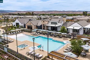 2802 Stampede Ln, Tracy, CA 95377 - Photo 13