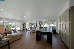 1324 Alves Dr, Weed, CA 96094 - Photo 5