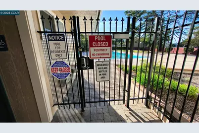 312 Wildcroft Dr, Martinez, CA 94553 - Photo 33