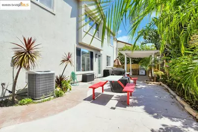 25 Solitude Ct, Oakley, CA 94561 - Photo 35