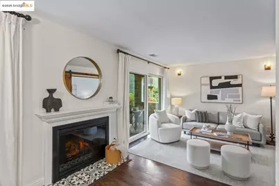 50 Emery Bay Drive, Emeryville, CA 94608 - Photo 19