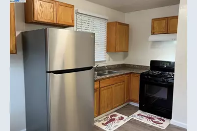 1317 83rd Ave, Oakland, CA 94621 - Photo 1